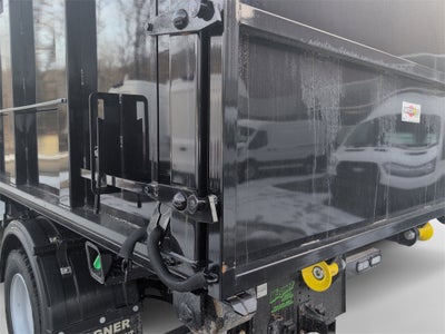 2026 Ford F-600SD XL DRW 4x4 / 6.7L Diesel / 11' Switch-N-Go