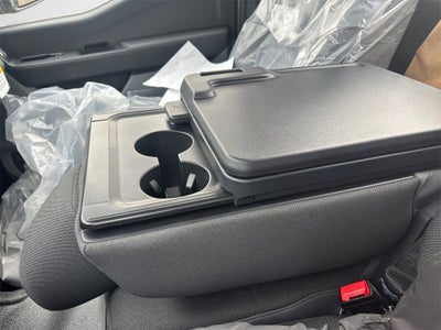 2026 Ford F-600SD XL DRW 4x4 / 6.7L Diesel / 120" CA Chassis