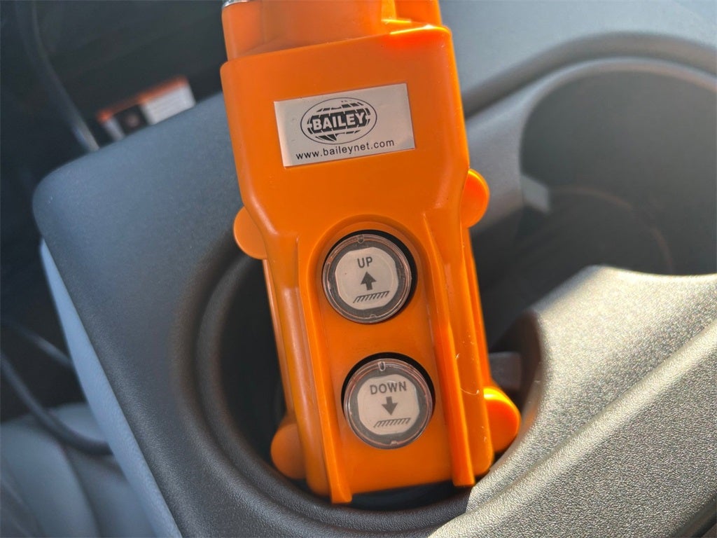 2025 Ford F-600SD XL DRW 4x4 / 6.7L Diesel / 9'7" Steel PTO Dump