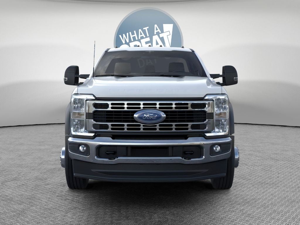 2026 Ford F-600SD Base