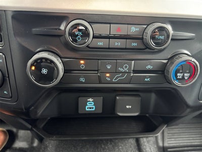 2025 Ford F-350SD XL DRW 4x4 / 7.3L V8 / 9' Aluminum Dropside Dump