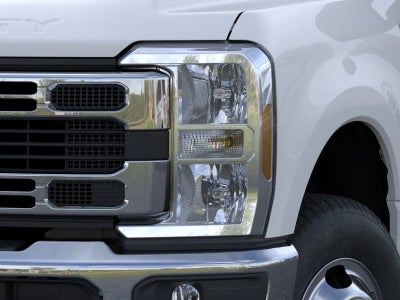 2026 Ford F-350SD XL DRW 4x4 / 7.3L V8 / 9'3" Dropside Dump