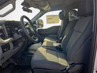 2026 Ford F-550SD XL DRW 4x4 / 6.7L Diesel / 60" CA Chassis