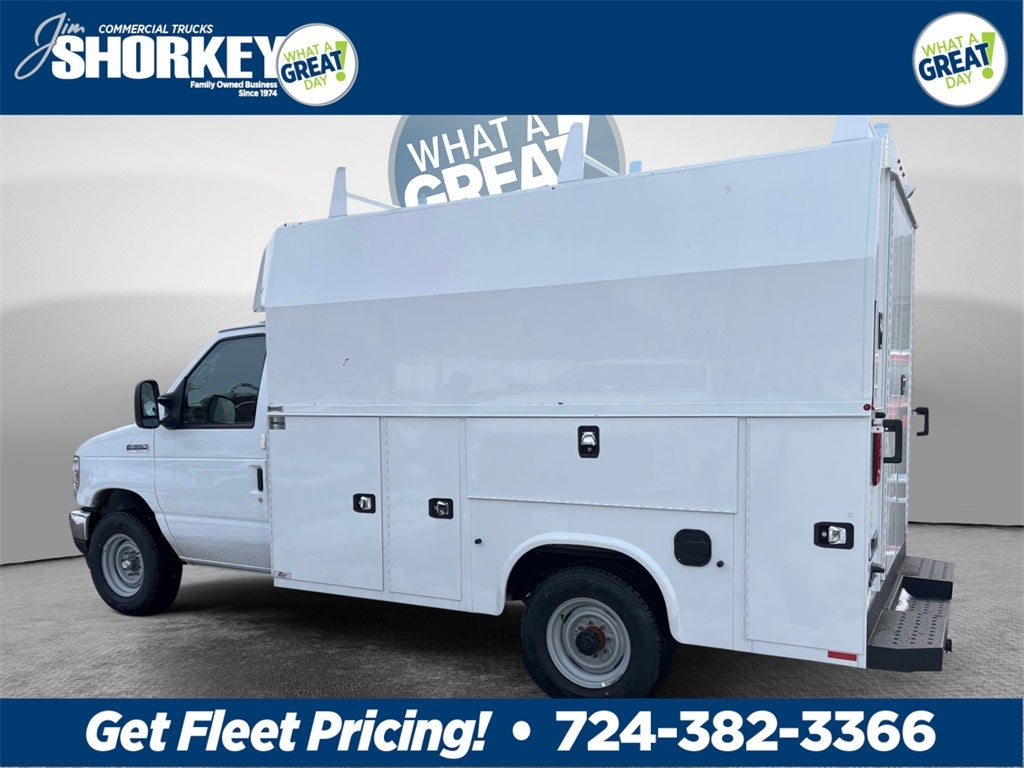 2026 Ford E-350SD Base Cutaway SRW / 7.3L V8 / 10'9" KUV