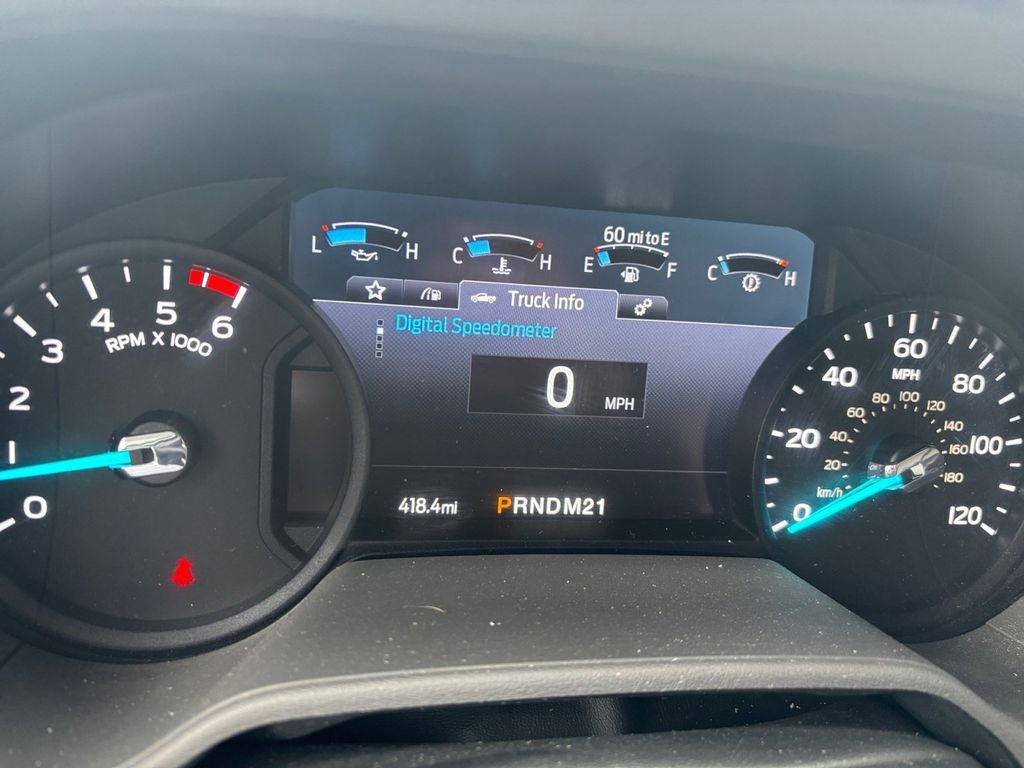 2026 Ford E-350SD Base Cutaway DRW / 7.3L V8 / 12' Workport