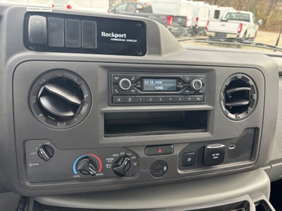 2026 Ford E-350SD Base Cutaway DRW / 7.3L V8 / 12' Workport