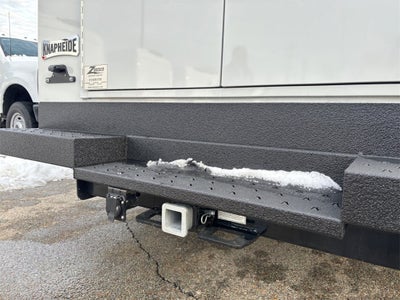 2026 Ford E-350SD Base Cutaway SRW / 7.3L V8 / 10'9" KUV