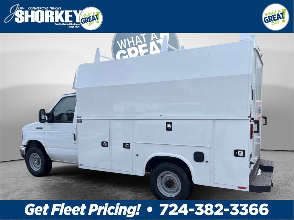 2026 Ford E-350SD Base Cutaway SRW / 7.3L V8 / 10'9" KUV