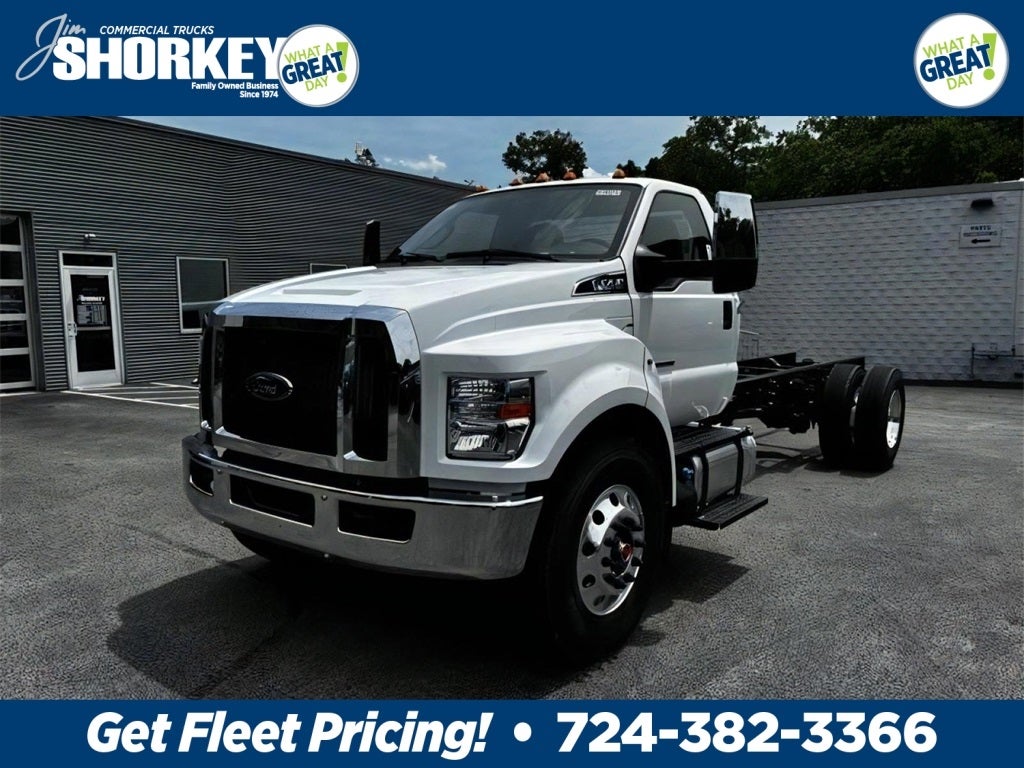 2025 Ford F-750SD Base DRW / 6.7L Diesel / 21'6" Steel Rollback @Kilar