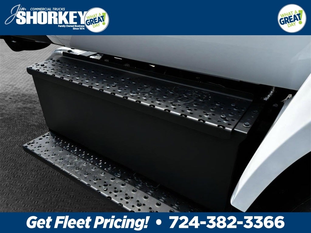 2025 Ford F-750SD Base DRW / 6.7L Diesel / 21'6" Steel Rollback @Kilar