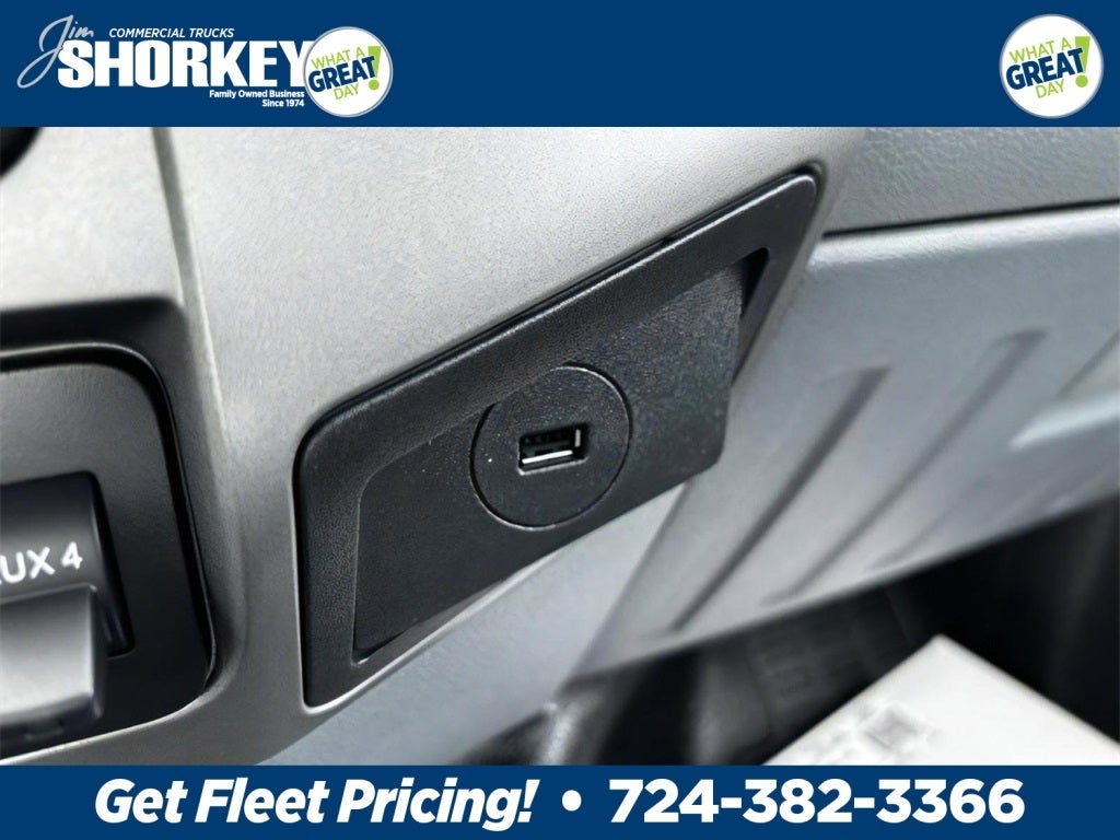 2025 Ford F-750SD Base DRW / 6.7L Diesel / 21'6" Steel Rollback @Kilar