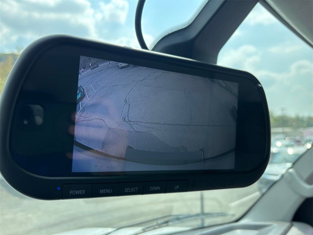 2026 Ford E-450SD Base DRW / 7.3L V8 / 16' Box w/Liftgate