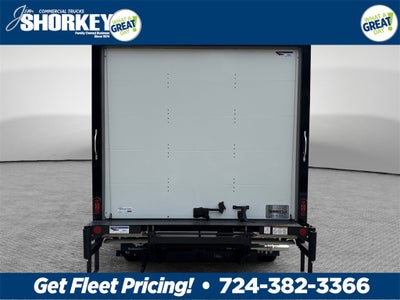 2026 Ford E-450SD Base DRW / 7.3L V8 / 16' Box w/Liftgate