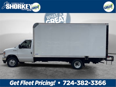 2026 Ford E-450SD Base DRW / 7.3L V8 / 16' Box w/Liftgate