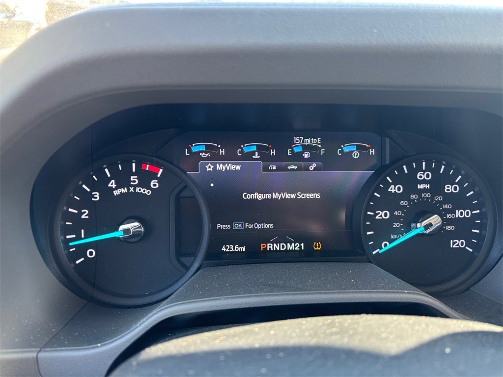 2026 Ford E-450SD Base DRW / 7.3L V8 / 16' Box w/Liftgate