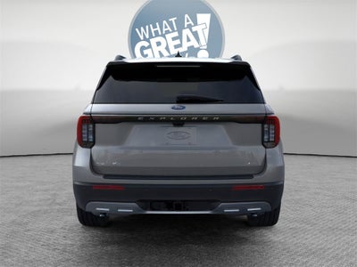 2025 Ford Explorer Active