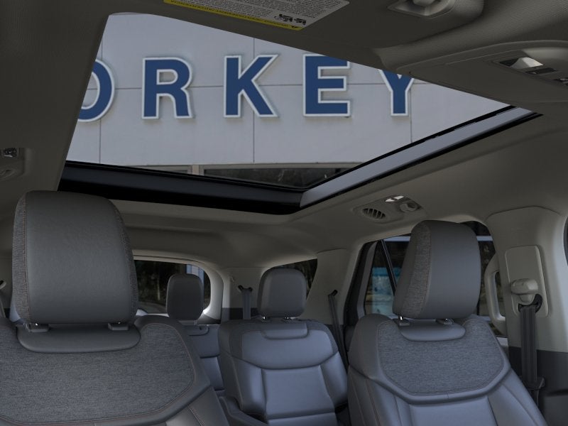 2026 Ford Explorer Active Comfort Package/Moonroof
