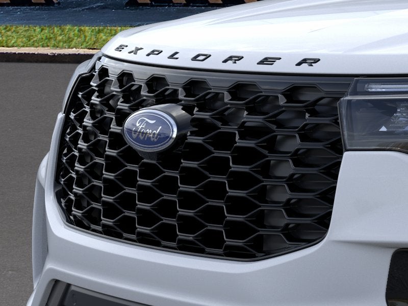 2026 Ford Explorer ST-Line Street Pack