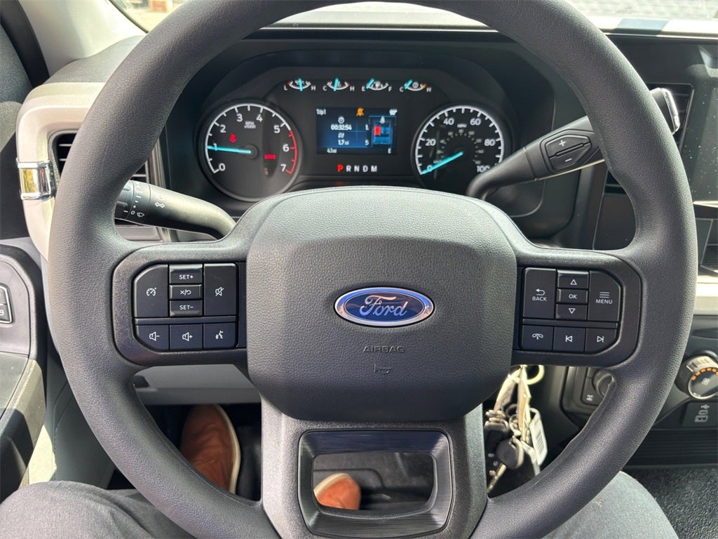 2026 Ford F-250SD XL Off Road Pkg 4x4 / 6.8L V8 / 8' Bed