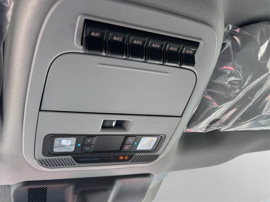 2026 Ford F-250SD XL Off Road Pkg 4x4 / 6.8L V8 / 8' Bed