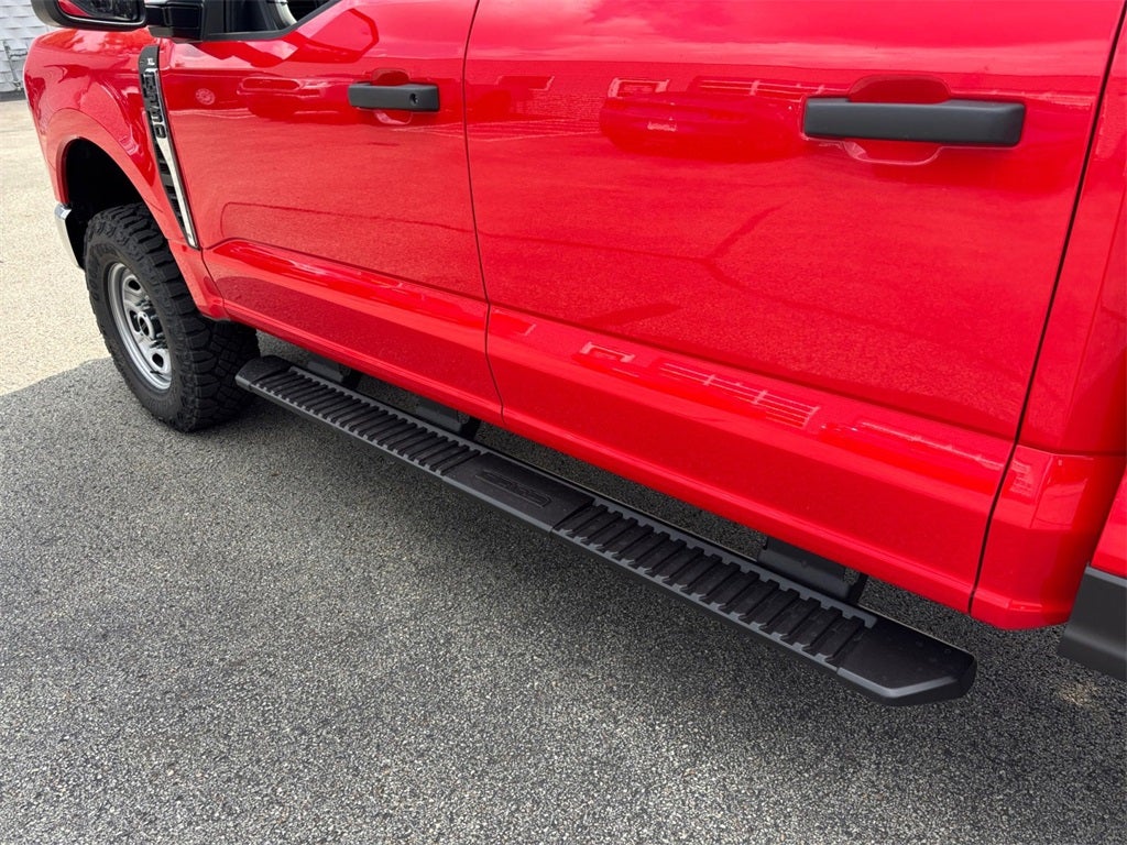 2026 Ford F-250SD XL Off Road Pkg 4x4 / 6.8L V8 / 8' Bed