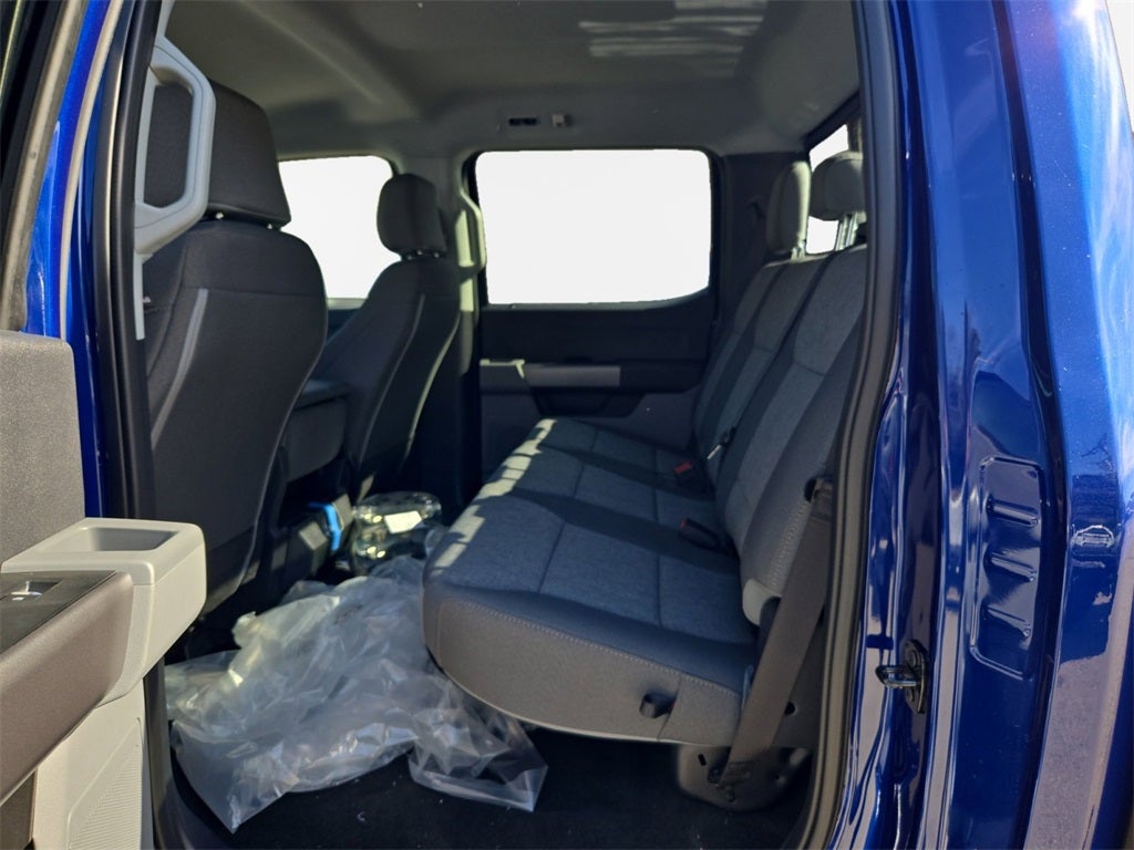 2026 Ford F-250SD XL STX 4x4 / 7.3L V8 / 6'9" Bed