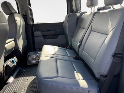 2026 Ford F-250SD XL 4x4 / 6.8L V8 / 8' Bed