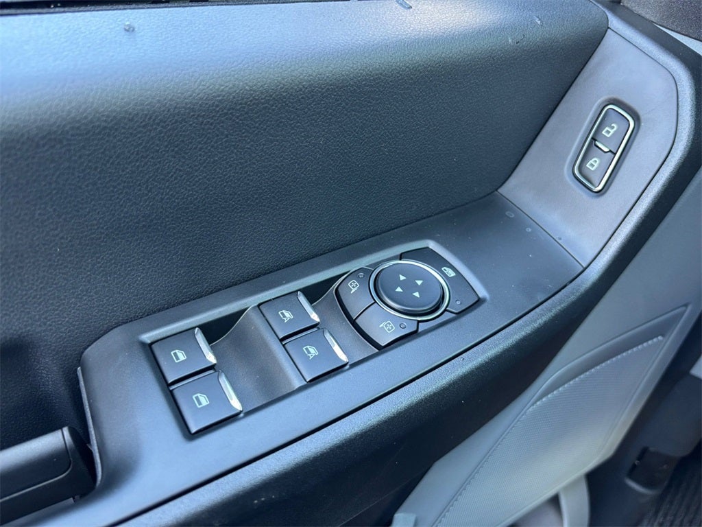 2026 Ford F-250SD XL 4x4 / 6.8L V8 / 8' Bed