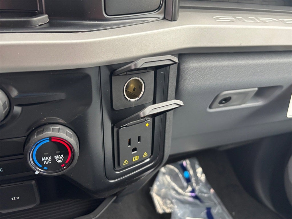 2026 Ford F-250SD XL STX 4x4 / 6.7L Diesel / 6'9" Bed