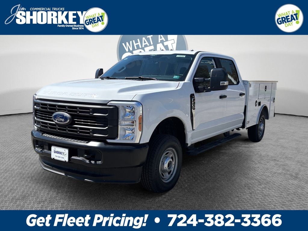 2026 Ford F-350SD XL 4x4 / 6.8L V8 / 8' Service Body