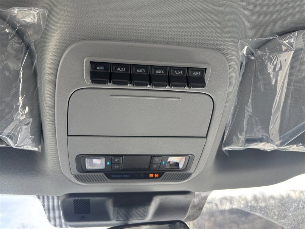 2026 Ford F-350SD XL 4x4 / 6.7L HO Diesel / 8' Bed