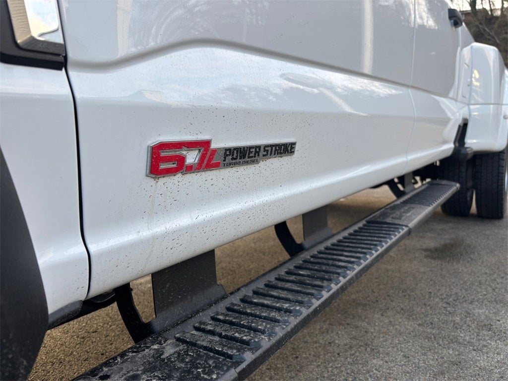 2026 Ford F-450SD XL DRW 4x4 / 6.7L HO Diesel / 8' Bed FLEET