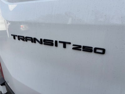 2026 Ford Transit-250 Base / 3.5L V6 / 148" WB MR