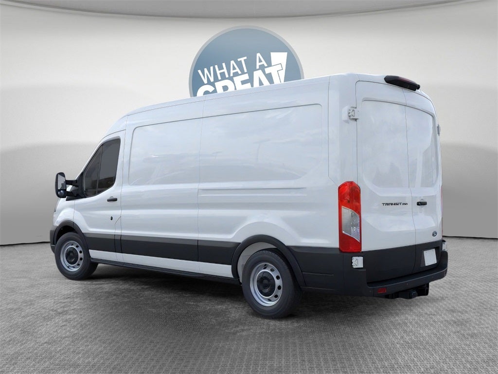 2026 Ford Transit-250 Base / 3.5L V6 / 148" WB MR
