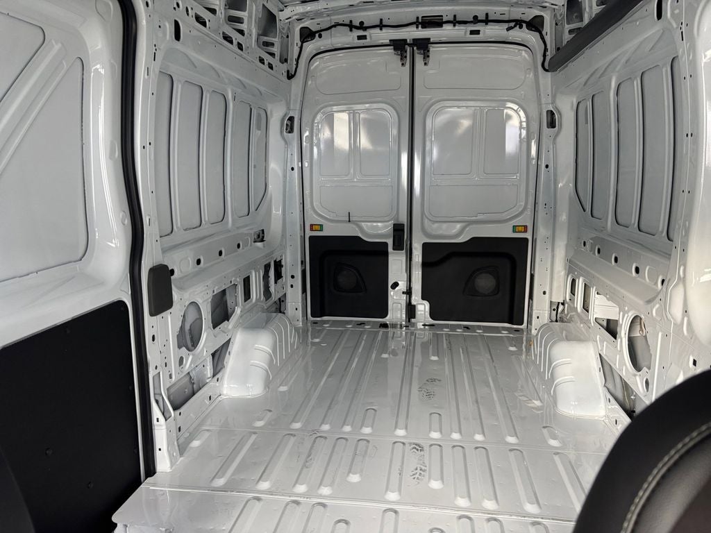 2026 Ford Transit-250 Base AWD / 3.5L V6 / 148" WB HR