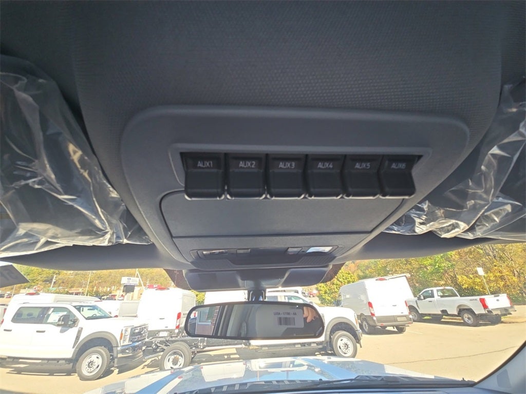 2026 Ford F-250SD XL 4x4 / 6.8L V8 / 8' Bed