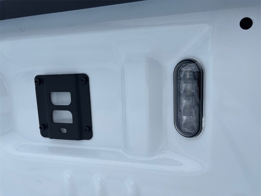 2026 Ford F-250SD XL 4x4 / 6.8L V8 / 8' Bed