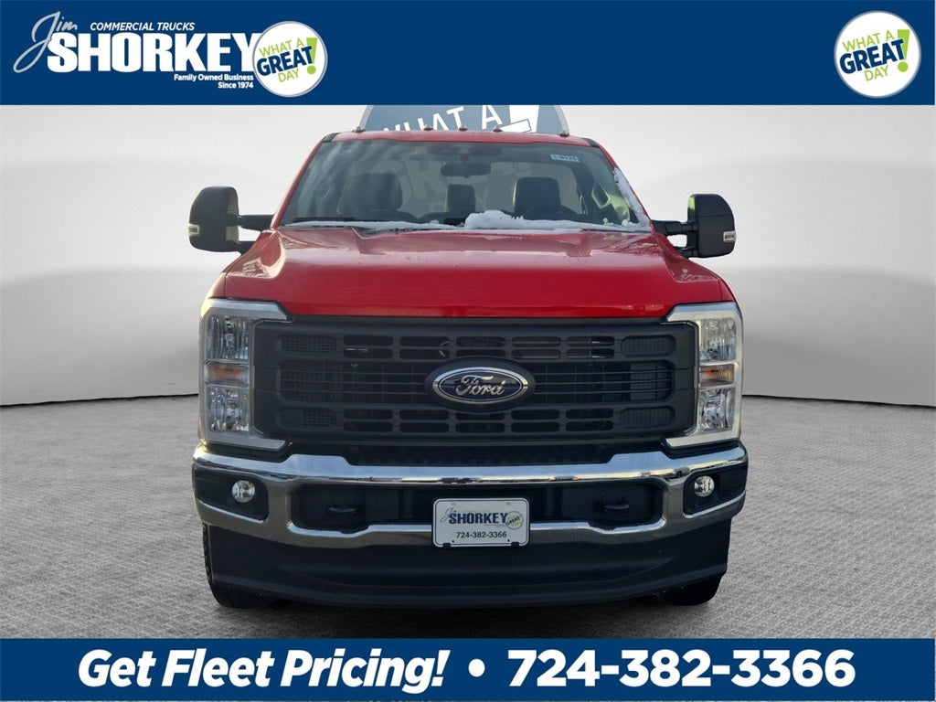 2026 Ford F-350SD XL 4x4 / 6.8L V8 / 8' Bed
