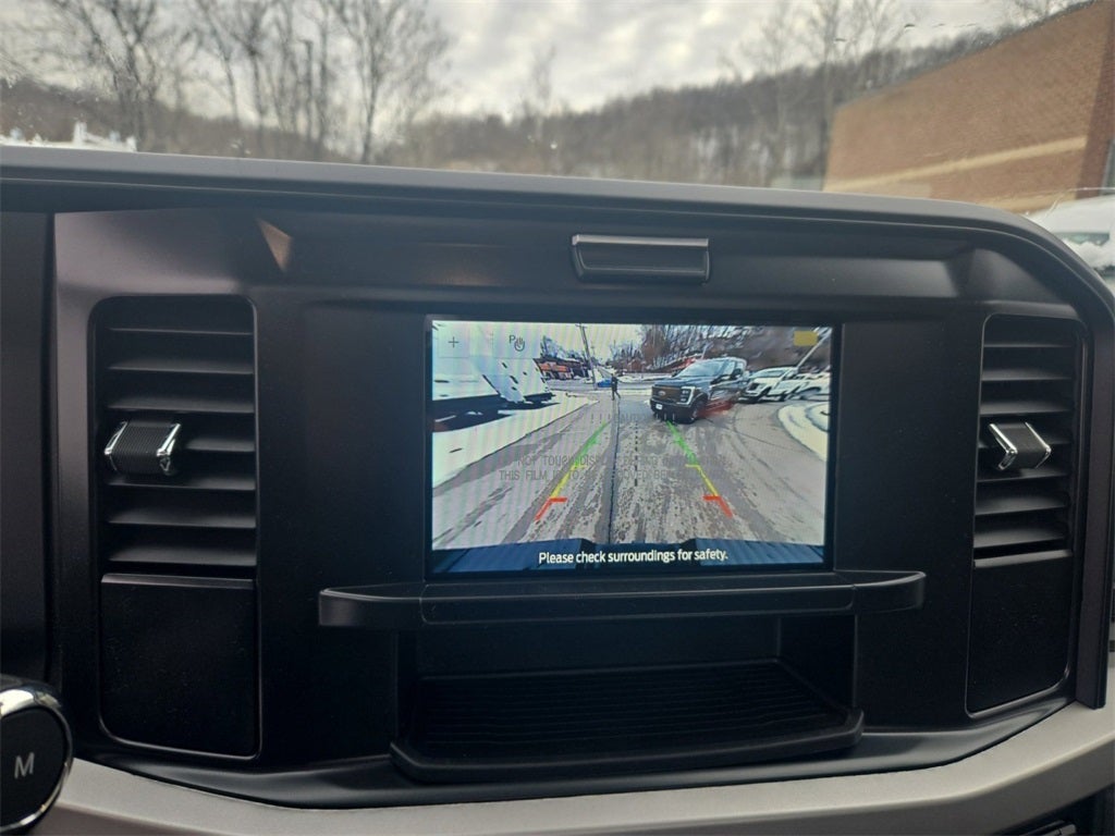 2026 Ford F-350SD XL 4x4 / 6.8L V8 / 8' Bed