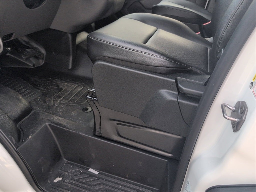2026 Ford Transit-150 Base / 3.5L V6 / 130" WB LR