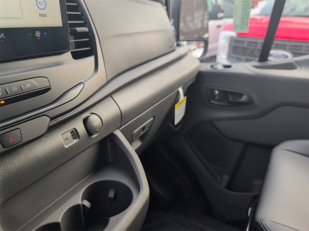 2026 Ford Transit-150 Base / 3.5L V6 / 130" WB LR