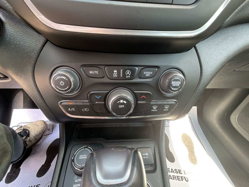 2022 Jeep Cherokee X