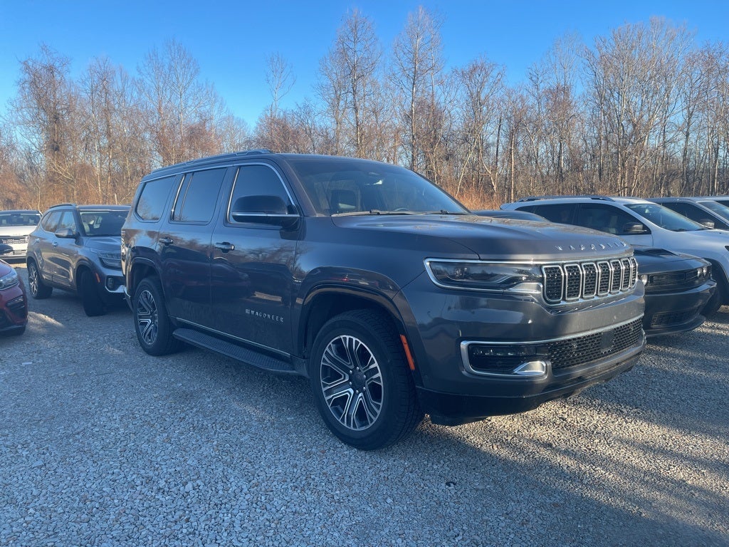 2023 Jeep Wagoneer Base
