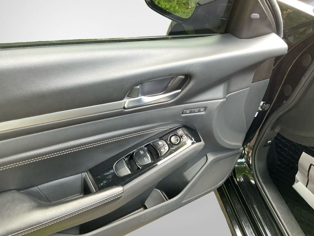 2020 Nissan Altima 2.5 Platinum