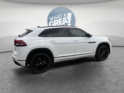 2025 Volkswagen Atlas Cross Sport 2.0T SEL R-Line Black