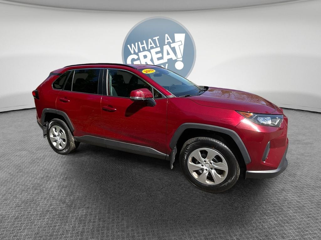 2019 Toyota RAV4 LE