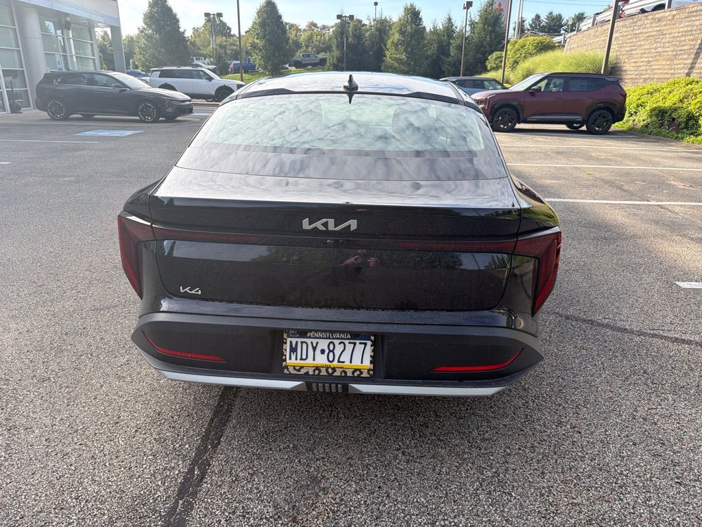 2025 Kia K4 LXS