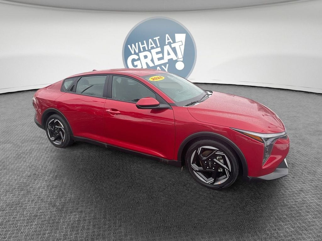 2025 Kia K4 GT-Line