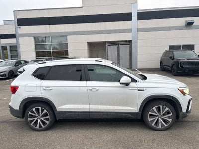 2022 Volkswagen Taos 1.5T SE