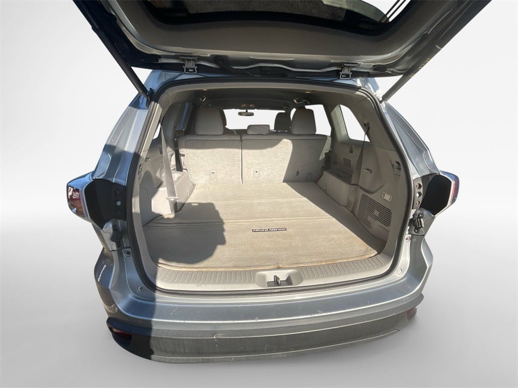 2014 Toyota Highlander LE V6